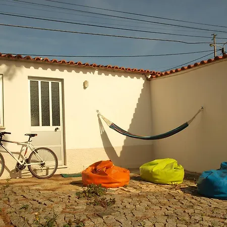 Janes Beach & Surf House